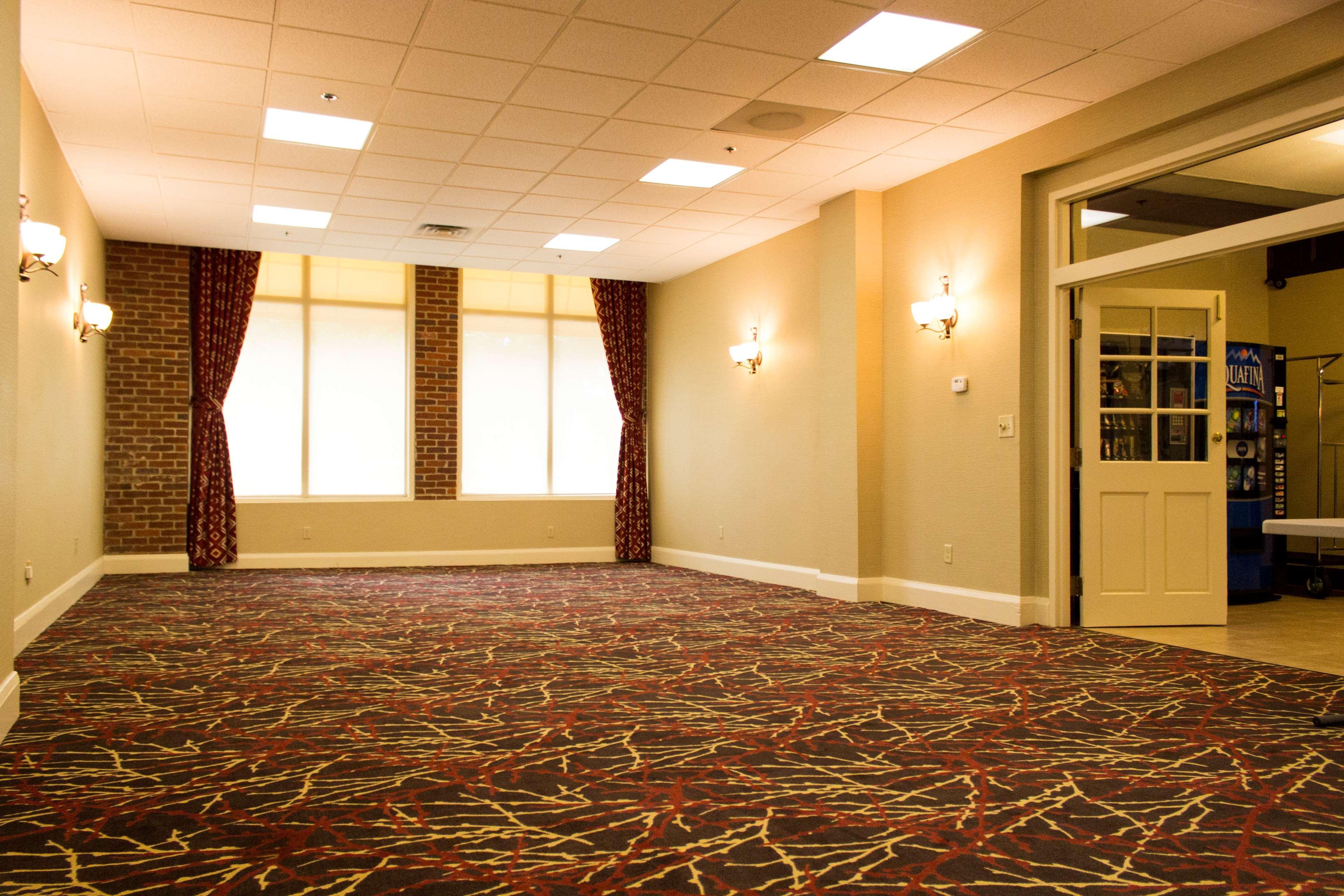 Best Western Park Hotel Warren Exterior photo