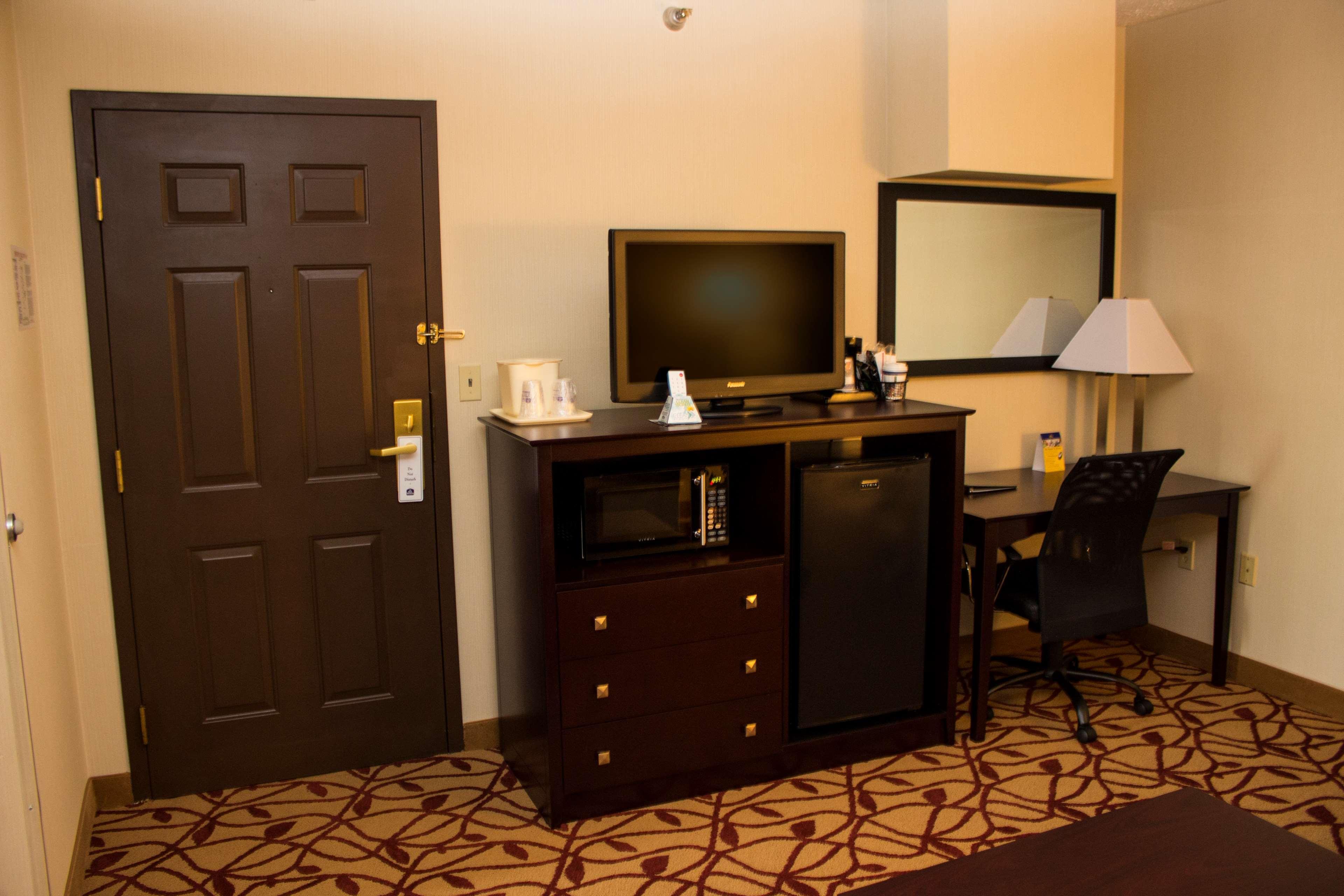 Best Western Park Hotel Warren Exterior photo